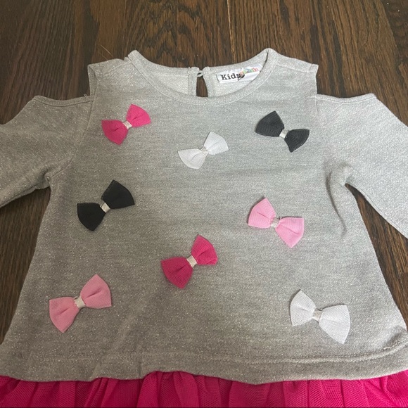 2 Piece Bowtie Outfit - Picture 2 of 13